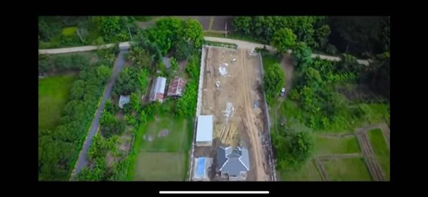 ขายบ้าน 2 หลัง + สระว่ายน้ำ พร้อมที่ดิน 3 ไร่ 1 งาน อำเภอสันกำแพง เชียงใหม่ โทร 0829292890 (รูปที่ 9)