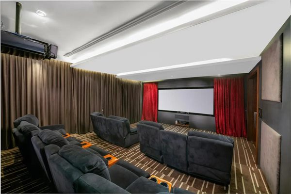 For sale Luxury resort mansion Sukhumvit 71 Fully furnished made furniture Tel 066-145-9935 (รูปที่ 8)