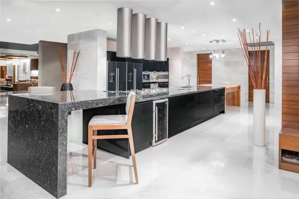 For sale Luxury resort mansion Sukhumvit 71 Fully furnished made furniture Tel 066-145-9935 (รูปที่ 13)