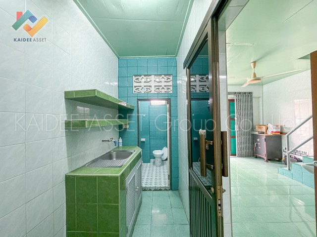 อาคารพาณิชย์ ตึกแถว บ้านบาตร ป้อมปราบศัตรูพ่าย ถนน วรจักร (รูปที่ 7)