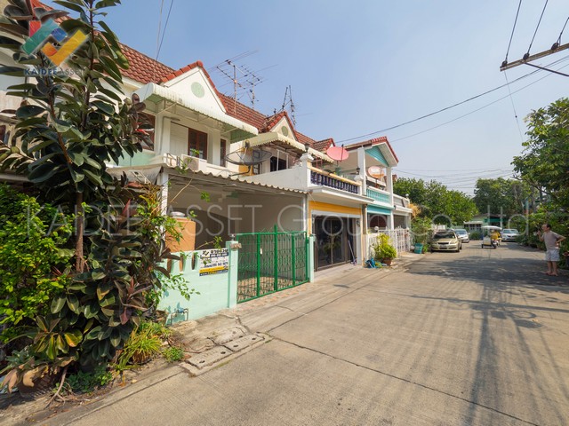 ทาวน์เฮ้าส์ หมู่บ้านเย็นสุข ลาดพร้าว 87 แยก 8 ราคาถูก (รูปที่ 2)