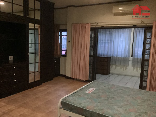 ให้เช่าบ้านเดี่ยว 2 ชั้นเนื้อที่ 53ตร.ว พื้นที่ใช้สอย 186ตร.ม 3ห้องนอน 3ห้องน้ำ เฟอร์ครบ ถนนลาดพร้าว ใกล้เซ็นทรัลลาดพร้าว ราคาเช่า 35,000 บ/ด  (รูปที่ 9)