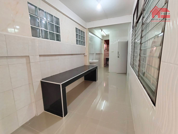 ให้เช่าบ้านเดี่ยว 2ชั้น เนื้อที่ 60 ตร.ว พื้นที่ใช้สอย 220 ตร.ม 6ห้องนอน 3ห้องน้ำ แอร์  ถนน ลาดพร้าว เขตบางกะปิ ราคาเช่า 30,000 บ/ด (รูปที่ 18)