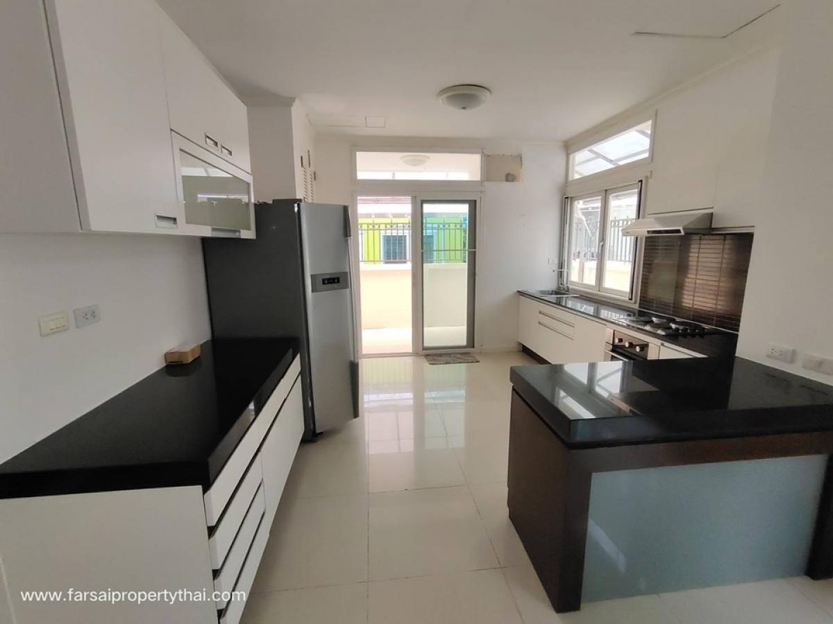 ขาย/ให้เช่าบ้านเดี่ยวหรู 2ชั้นเนื้อที่ 140 ตร.ว พื้นที่ใช้สอย 350 ตร.ม 3ห้องนอน 4ห้องน้ำ เฟอร์ครบ ถนนเลียบทางด่วน ลาดพร้าว  ราคาเช่า 85,000 บ/ด (รูปที่ 7)
