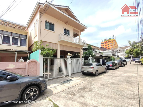 ให้เช่าบ้านเดี่ยว 2 ชั้นเนื้อที่ 47 ตร.ว พื้นที่ใช้สอย 210 ตร.ม 3ห้องนอน 3ห้องน้ำ เฟอร์ครบ ถนนรัชดา หลังห้างฟอร์จูนรัชดา ราคาเช่า 65,000 บ/ด (รูปที่ 3)