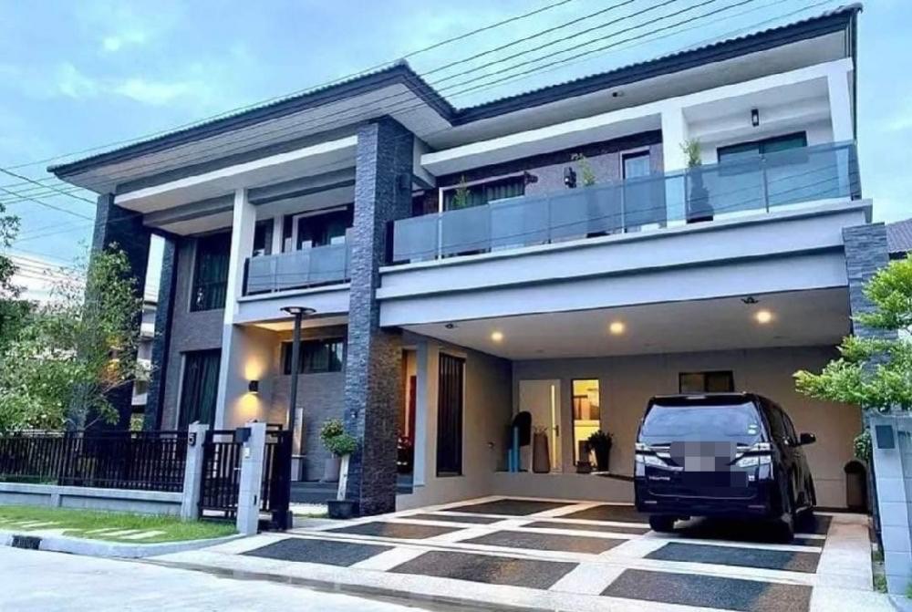ขายบ้านเดี่ยวหรู 2ชั้นเนื้อที่ 107ตร.ว พื้นที่ 375ตร.ม (พร้อมสระว่ายน้ำ) 5ห้องนอน 7ห้องน้ำ ถนนพัฒนาการ-อ่อนนุช ตัดใหม่ ราคาขาย 29 ล้านบาท