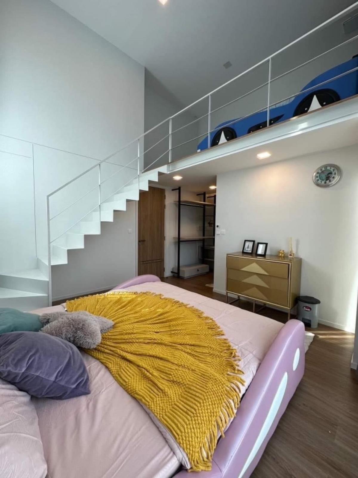 ให้เช่าบ้านเดี่ยวหรู 3ชั้น(Luxury ) บ้านใหม่ เนื้อที่ 70.30ตร.ว พื้นที่ใช้สอย 350ตร.ม 3ห้องนอน 4ห้องน้ำ ถนน พระราม กรุงเทพกรีฑา ห้างเดอะไนน์ ราคาเช่า  (รูปที่ 4)