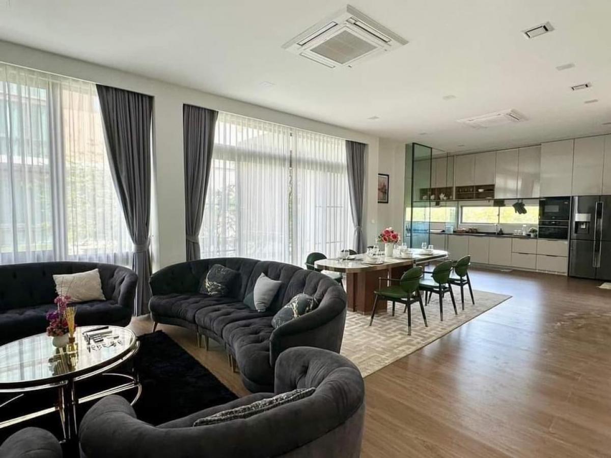 ให้เช่าบ้านเดี่ยวหรู 3ชั้น(Luxury ) บ้านใหม่ เนื้อที่ 70.30ตร.ว พื้นที่ใช้สอย 350 ตร.ม 3ห้องนอน 4ห้องน้ำ3จอดรถ ถนน พระราม 9 ห้างเดอะไนน์ ราคาเช่า 280, (รูปที่ 10)