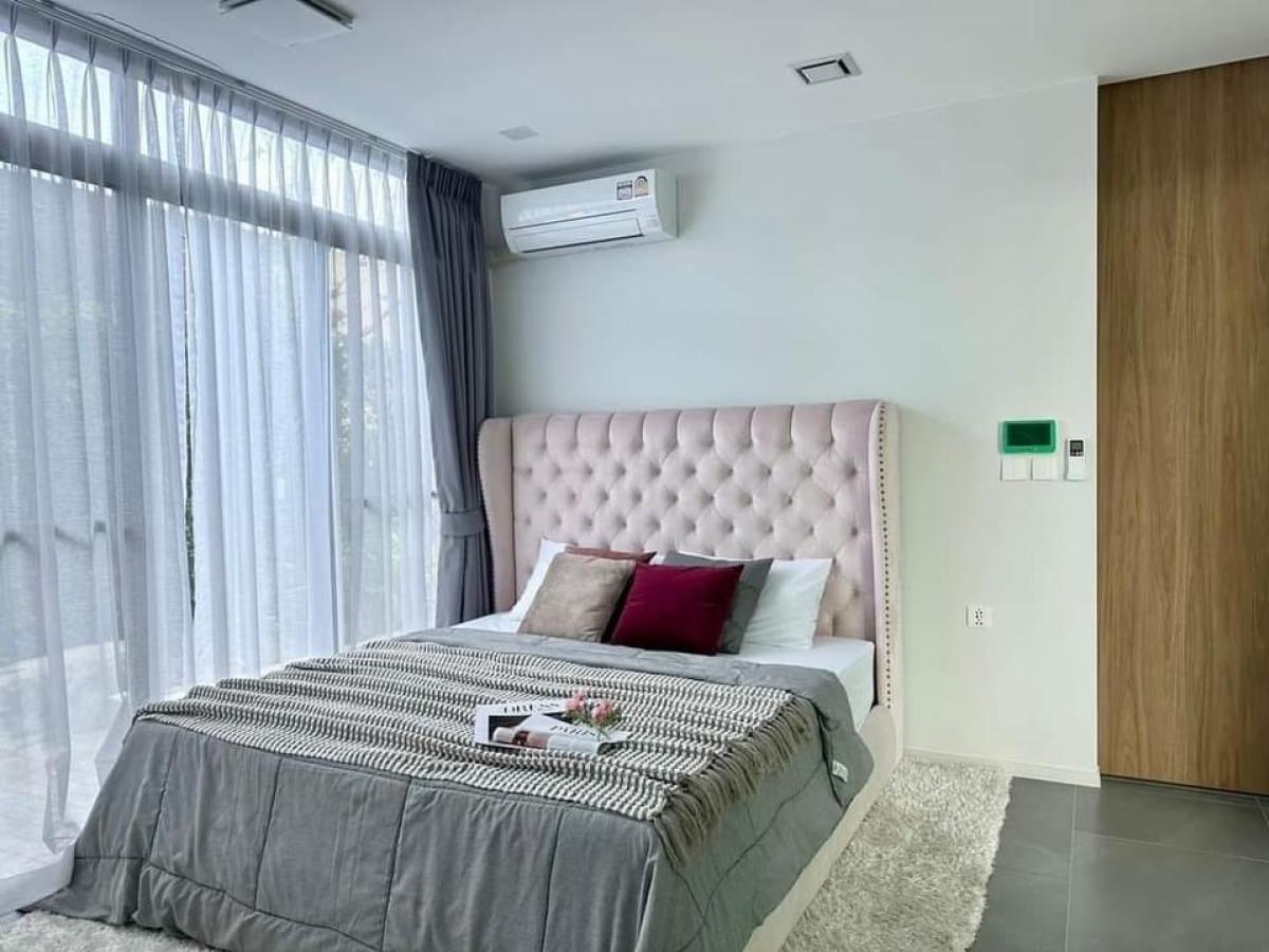 ให้เช่าบ้านเดี่ยวหรู 3ชั้น(Luxury ) บ้านใหม่ เนื้อที่ 70.30ตร.ว พื้นที่ใช้สอย 350 ตร.ม 3ห้องนอน 4ห้องน้ำ3จอดรถ ถนน พระราม 9 ห้างเดอะไนน์ ราคาเช่า 280, (รูปที่ 8)