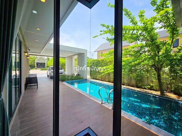 ขายบ้านเดี่ยวพรีเมี่ยม สวยหรู ทำเลใกล้หาดบางแสน ในราคาพิเศษ ให้ของแถมและเฟอร์นิเจอร์ พร้อมเข้าอยู่ โทร 099-249-1422 (รูปที่ 16)