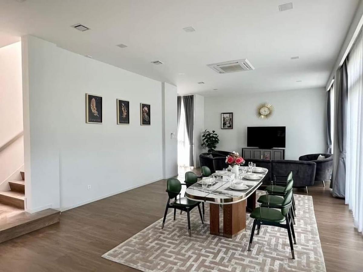 ให้เช่าบ้านเดี่ยวหรู 3ชั้น(Luxury ) บ้านใหม่ เนื้อที่ 760.30ตร.ว พื้นที่ใช้สอย 350 ตร.ม 3ห้องนอน 4ห้องน้ำ3จอดรถ ถนน พระราม 9 ห้างเดอะไนน์ ราคาเช่า 280 (รูปที่ 9)