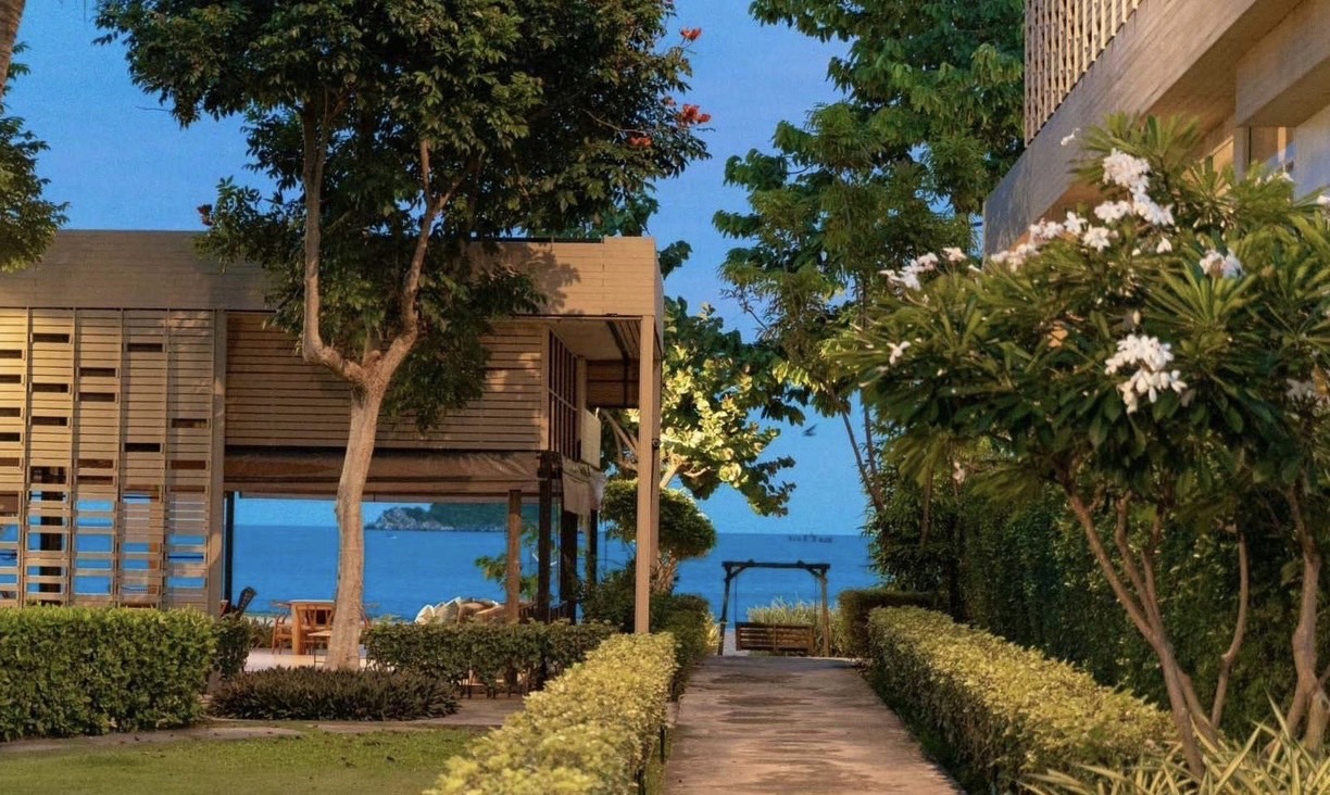 ขายบ้านพร้อมที่ดินติดทะเล​ 2ไร่1งานติดหาดส่วนตัว​ ติดทะเลอ.เมืองประจวบคีรีขันธ์​ แปลงสวย​หน้ากว้างติดทะเล 40​เมตร*ลึก​ 80เมตร​ เป็นสี่เหลี่ยมผืนผ้าสวย (รูปที่ 6)