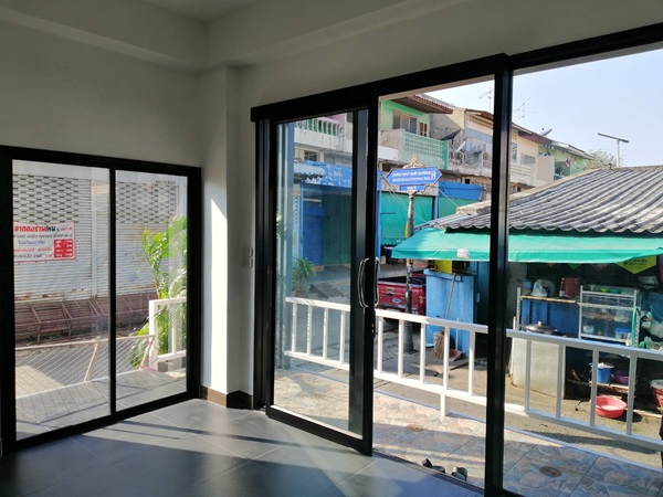 ขายอพาร์ทเมนท์ 5 ชั้น เนื้อที่ 84 ตร.ว พื้นที่ใช้สอย 1,200 ตร.ม 45 ห้อง พร้อมผู้เช่าห้อง 95% ถนนเทพารักษ์ บางพลี ราคาขาย 25 ล้านบาท (รูปที่ 9)