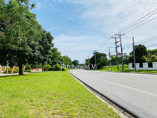 ขายที่ดิน 450 ตร.ว. หมู่บ้านปัญญา บางพระ ทำเลทอง อ.ศรีราชา จ.ชลบุรี เหมาะสร้างบ้านอยู่อาศัย โทร 063-469-5592 (รูปที่ 5)