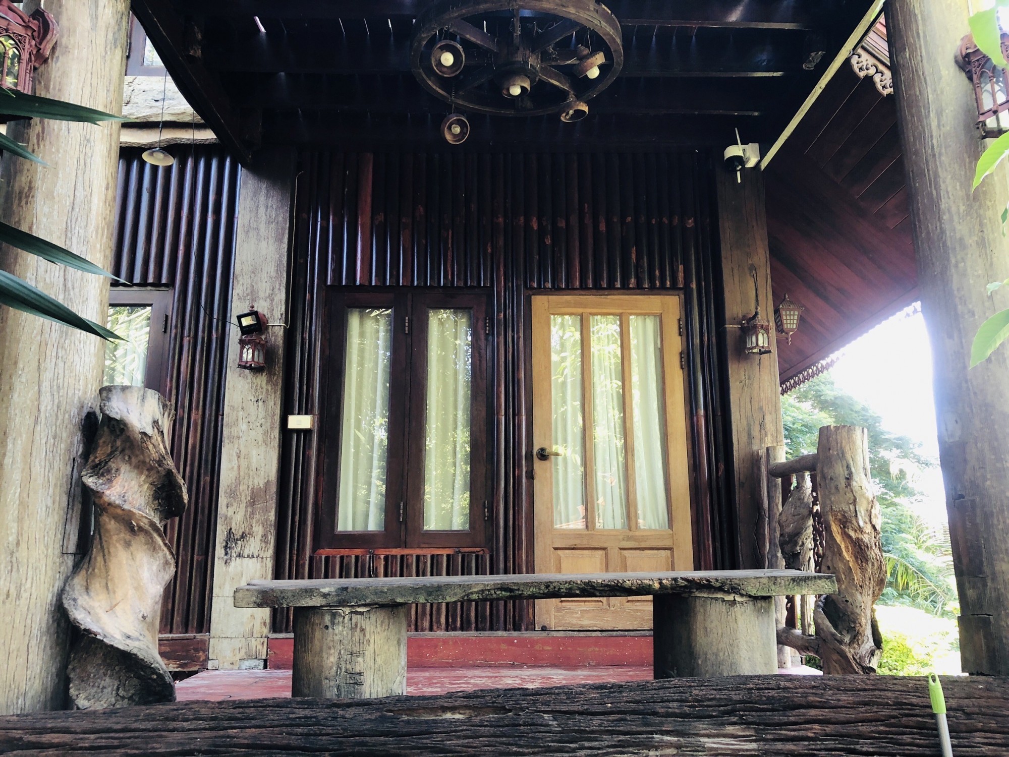 🛎ขายบ้านไม้พร้อมที่ดิน บรรยากาศธรรมชาติติดแม่น้ำ ร่มรื่นด้วยหลากหลายพรรณไม้ (รูปที่ 7)