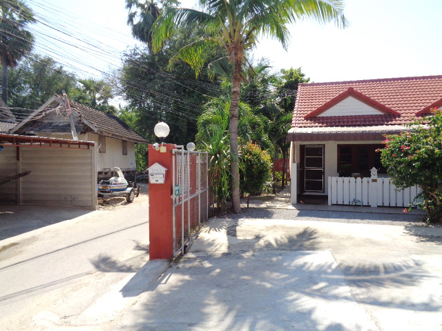 H1140 ขายที่ดิน พร้อมห้องพัก 13 ห้อง ใกล้ทะเลหาดเขาตะเกียบ อำเภอหัวหิน (รูปที่ 4)