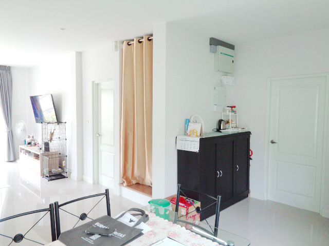 H1169 ขายบ้านเดี่ยวมือ2 สภาพใหม่มากๆ เซนโทร Centro ประชาอุทิศ 90 (รูปที่ 23)