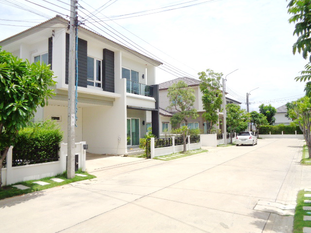 H1169 ขายบ้านเดี่ยวมือ2 สภาพใหม่มากๆ เซนโทร Centro ประชาอุทิศ 90 (รูปที่ 29)