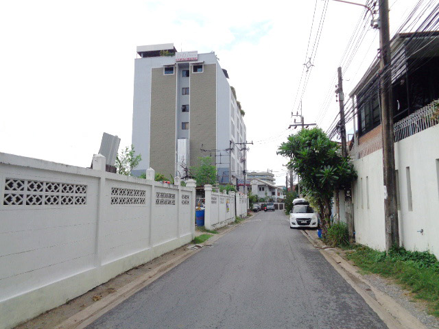 H1198 ขายที่ดิน 175.8 ตารางวา ซอยนวมินทร์ 85 ถนนนวมินทร์ (รูปที่ 6)