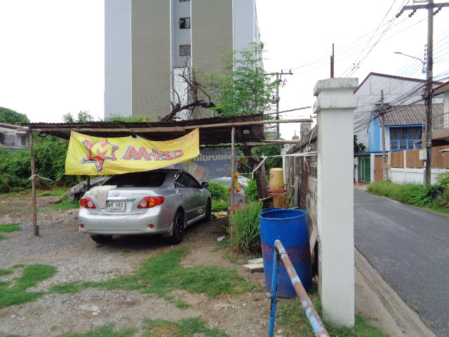 H1198 ขายที่ดิน 175.8 ตารางวา ซอยนวมินทร์ 85 ถนนนวมินทร์ (รูปที่ 11)