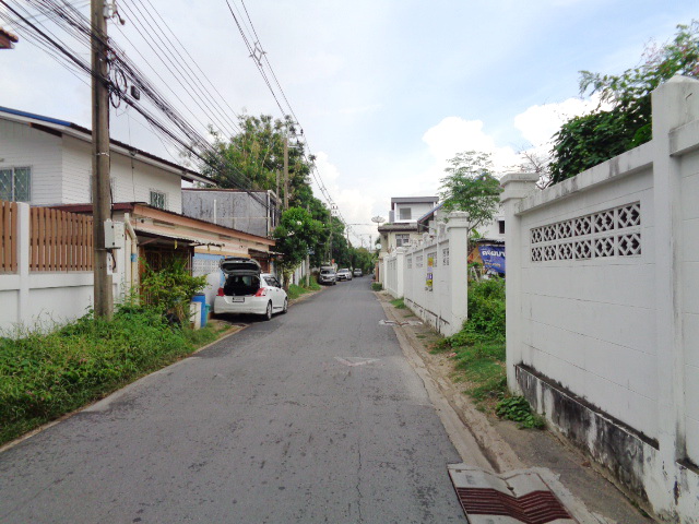 H1198 ขายที่ดิน 175.8 ตารางวา ซอยนวมินทร์ 85 ถนนนวมินทร์ (รูปที่ 24)