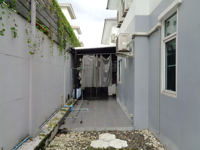 H1205 ขายบ้านเดี่ยว 2 ชั้น โครงการ หมู่บ้านปัญญาอินทรา P4 (The Ozone) ถนนปัญญาอินทรา (รูปที่ 39)