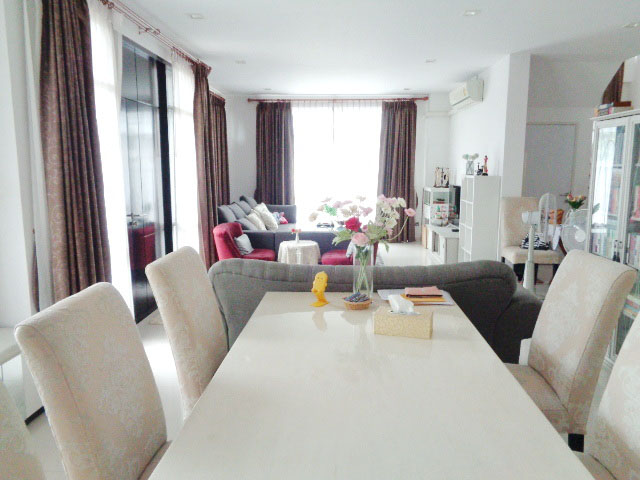 H1205 ขายบ้านเดี่ยว 2 ชั้น โครงการ หมู่บ้านปัญญาอินทรา P4 (The Ozone) ถนนปัญญาอินทรา (รูปที่ 9)