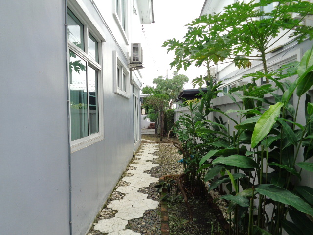 H1205 ขายบ้านเดี่ยว 2 ชั้น โครงการ หมู่บ้านปัญญาอินทรา P4 (The Ozone) ถนนปัญญาอินทรา (รูปที่ 44)