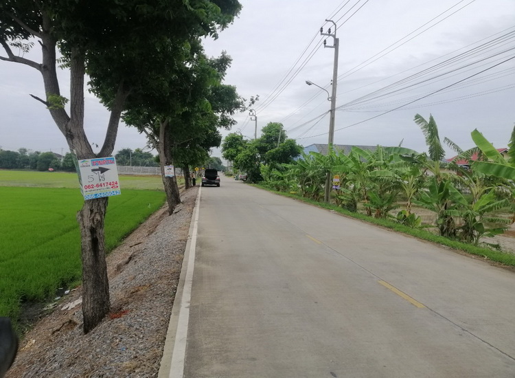 H1168 ขายที่ดินเปล่า5-0-6 ไร่ อยู่ถนนทางหลวงชนบท นนทบุรี3086 เลียบคลองโต๊ะใหม่ ต.บางคูรัด อ.บางบัวทอง นนทบุรี ห่างถนนวัดลาดปลาดุก2.4 กม. (รูปที่ 5)