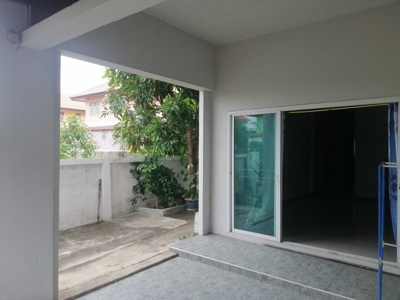 H1173 ขายทาวน์เฮ้าส์ หมู่บ้านเบญจพร สามโคก โครงการติดถนนปทุม-สามโคก 27.1 ตร.วา หลังมุม มีพื้นที่ด้านข้าง ใกล้โลตัสปทุมธานี (รูปที่ 8)