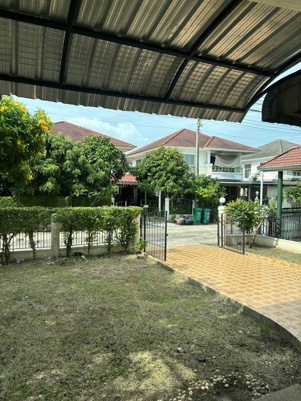 ขายบ้านเดี่ยว 2 ชั้น หมู่บ้านศุภาลัยบุรีคลอง4 บ้านหัวมุม เงียบสงบ มี รปภ.ปลอดภัย โทร 0865081318 (รูปที่ 3)