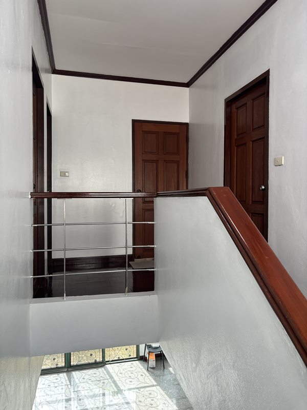 ขายบ้านเดี่ยว 2 ชั้น หมู่บ้านศุภาลัยบุรีคลอง4 บ้านหัวมุม เงียบสงบ มี รปภ.ปลอดภัย โทร 0865081318 (รูปที่ 4)