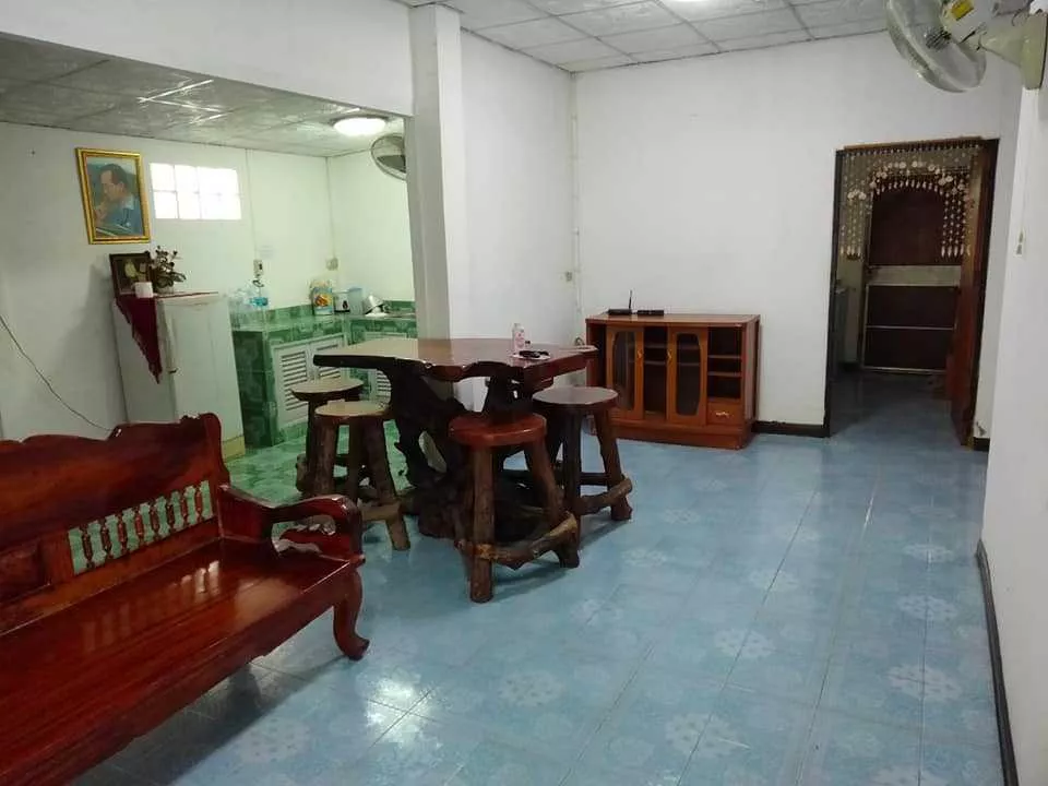 บ้านพร้อมที่ดิน ในเมืองเพชรบูรณ์ พร้อมเฟอร์นิเจอร์ทุกชิ้น (รูปที่ 8)