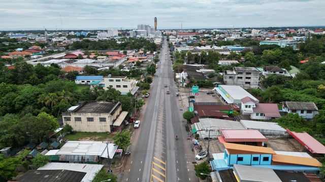 ขายที่ดินพร้อมสิ่งปลูกสร้างร้อยเอ็ด ทำเลทอง ติดถนน 6 เลน ห่างจากแยกสุวรรณภูมิ 500 เมตร (รูปที่ 3)
