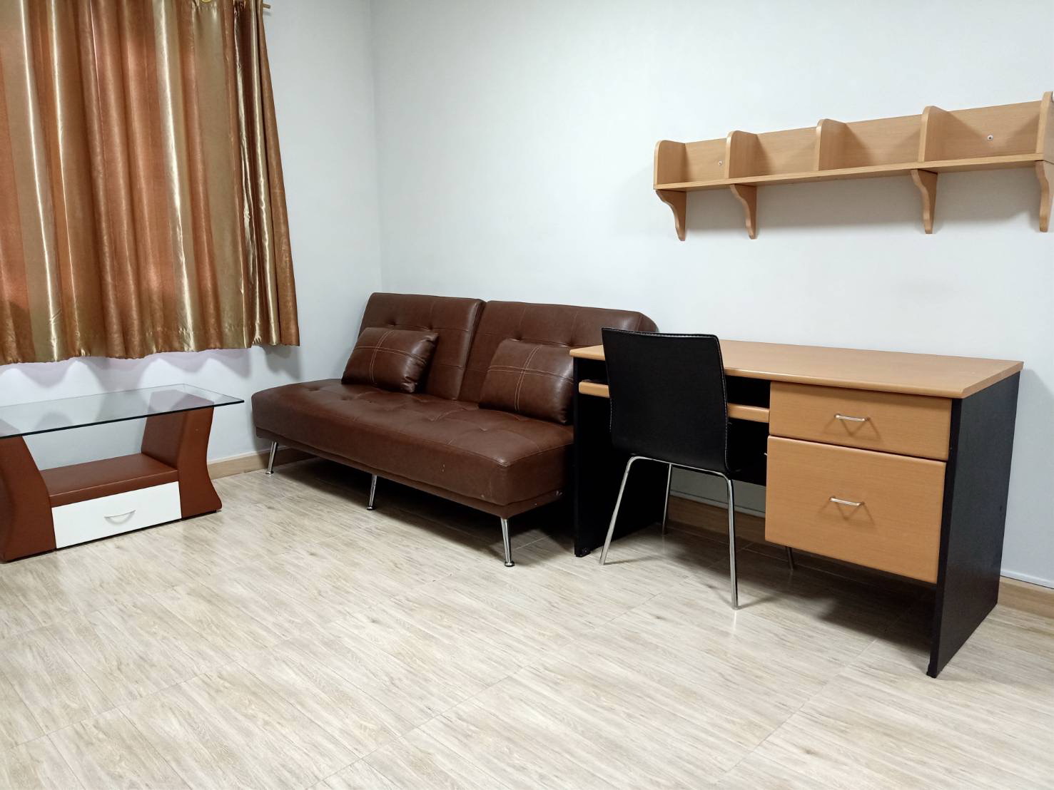 ให้เช่า Smart Condo วัชรพล(สมาร์ทคอนโด วัชรพล) ห้องมุม ห้องใหญ่ ครบทุกอย่าง (รูปที่ 6)