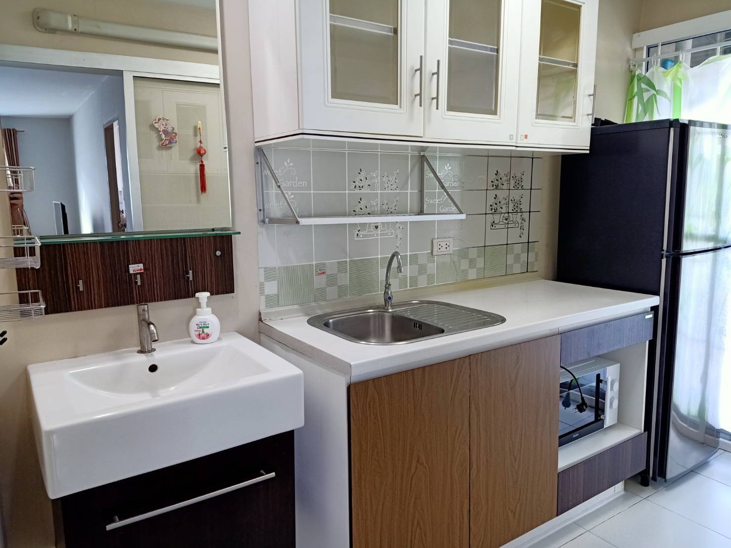 ให้เช่า Smart Condo วัชรพล(สมาร์ทคอนโด วัชรพล) ห้องมุม ห้องใหญ่ ครบทุกอย่าง (รูปที่ 9)