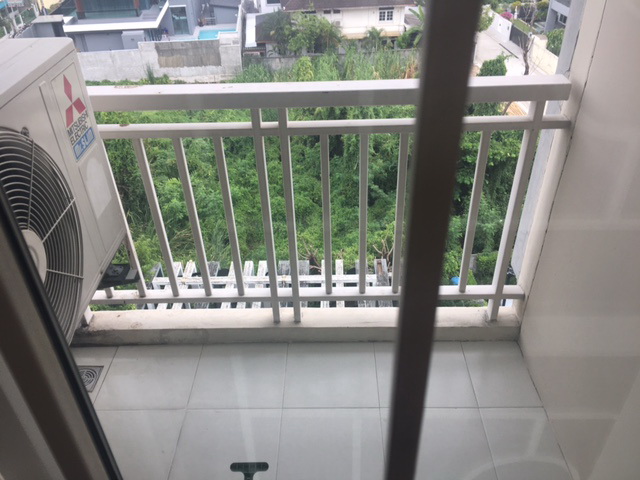 ให้เช่า Smart Condo วัชรพล(สมาร์ทคอนโด วัชรพล) ห้องมุม ห้องใหญ่ ครบทุกอย่าง (รูปที่ 12)