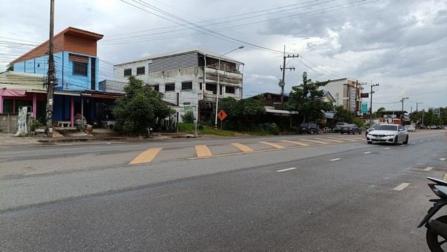 ขายที่ดินจังหวัดร้อยเอ็ด ทำเลทอง ติดถนน 6 เลน ห่างจากแยกสุวรรณภูมิ 500 เมตร (รูปที่ 4)