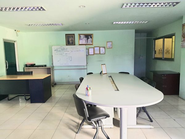 โกดังให้เช่า โรงงานให้เช่า พร้อมสำนักงาน อ.บางละมุง จ.ชลบุรี โทร 080-429-7963 (รูปที่ 5)