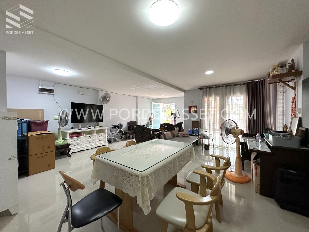 ขายบ้านแฝด เมอริทแกรนด์ สุวรรณภูมิ บางนา-ตราด กม.13 สุขาภิบาล6 (ซอยวัดหลวงพ่อโต) บางพลีใหญ่ สมุทรปราการ ต่อเติมครัวด้านหลัง+ห้องด้านข้างบ้าน (รูปที่ 14)