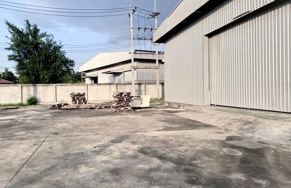 โรงงานให้เช่า โกดังให้เช่า ใกล้ท่าเรือแหลมฉบัง พร้อมบ้านพัก อ.ศรีราชา จ.ชลบุรี โทร 080-429-7963 (รูปที่ 2)