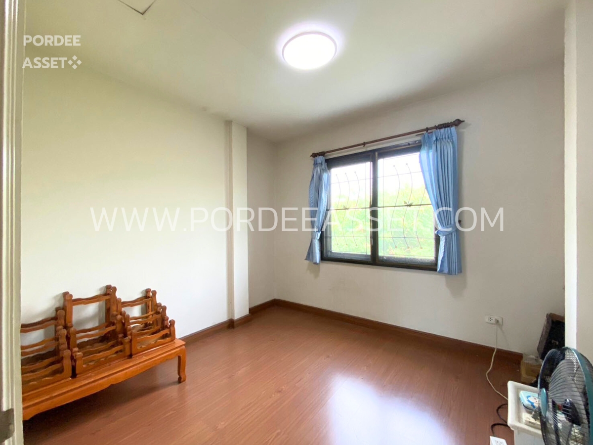ขาย ทาวน์โฮม หมู่บ้านไอดีไซน์ ลำลูกกา-คลอง3 ( ขนาด 27 ตร.ว. หลังมุม ถนนเมน) ถ.ลำลูกกา คลอง3 ลำลูกกา ปทุมธานี สภาพดีพร้อมอยู่ (รูปที่ 13)
