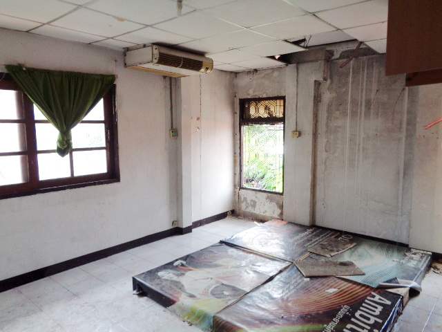 วงศกร 1 (รูปที่ 15)