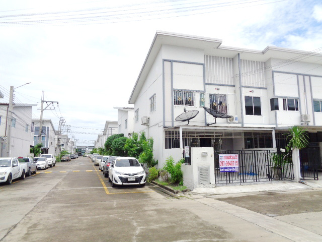 อาร์เค พาร์ค 2 ( RK Park 2 ) (รูปที่ 2)