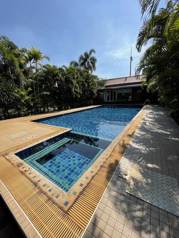 ขายบ้านพร้อมที่ดิน พร้อมสระว่ายน้ำ หนองหอย เมืองเชียงใหม่ (ใกล้เวียงกุมกาม) โทร 0817647894 (รูปที่ 4)