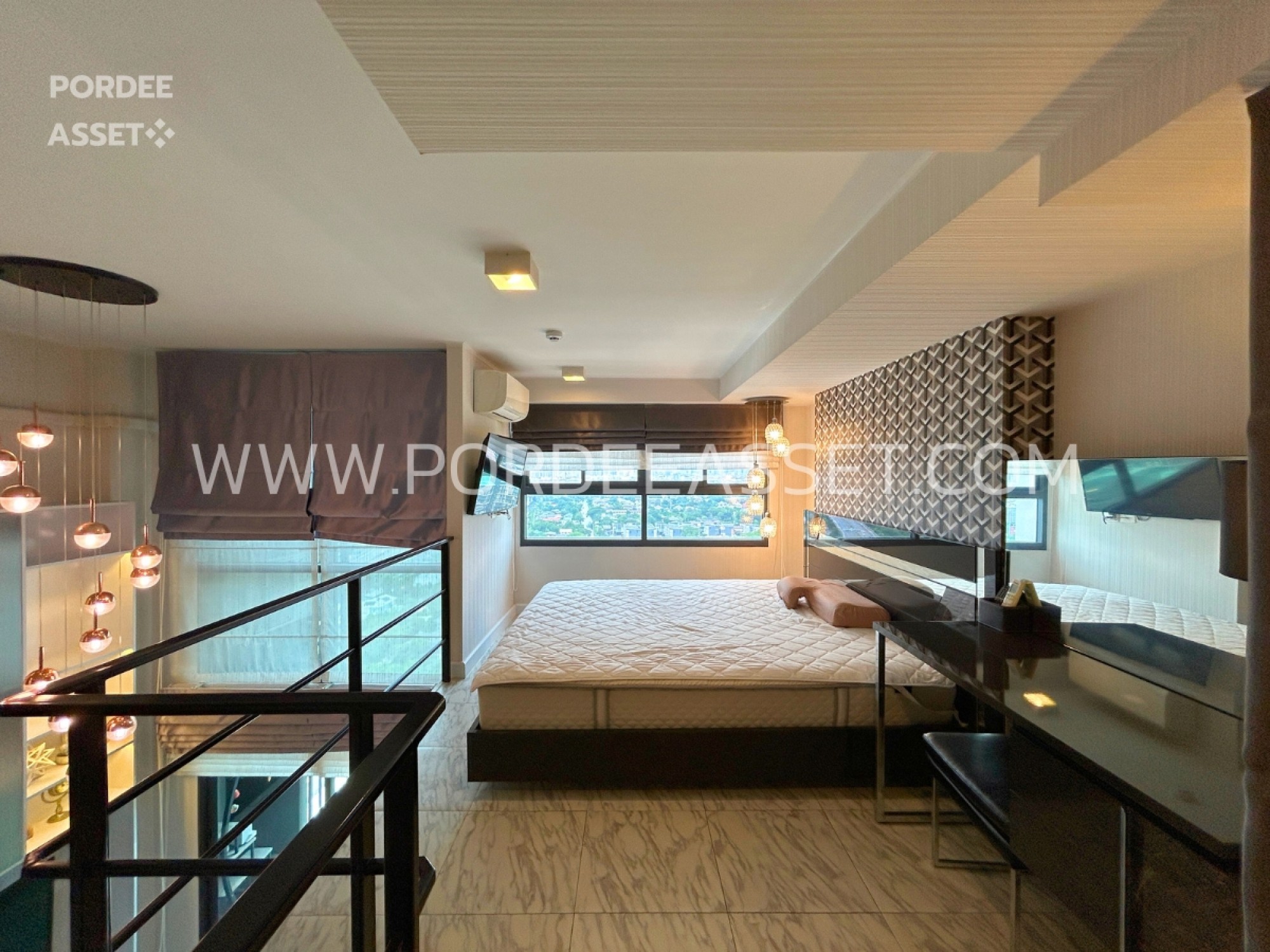 คอนโดหรู ราคาถูก!! IDEO New Rama9 (ห้อง Duplex 52 ตร.ม.) ตกแต่ง Modern luxury อยู่ใจกลางเมืองเดินทางสะดวก ใกล้เอกมัย ทองหล่อ : ไอดีโอ นิว พระราม 9 (รูปที่ 7)