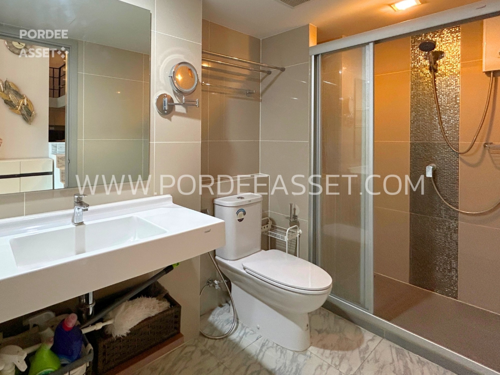 คอนโดหรู ราคาถูก!! IDEO New Rama9 (ห้อง Duplex 52 ตร.ม.) ตกแต่ง Modern luxury อยู่ใจกลางเมืองเดินทางสะดวก ใกล้เอกมัย ทองหล่อ : ไอดีโอ นิว พระราม 9 (รูปที่ 12)