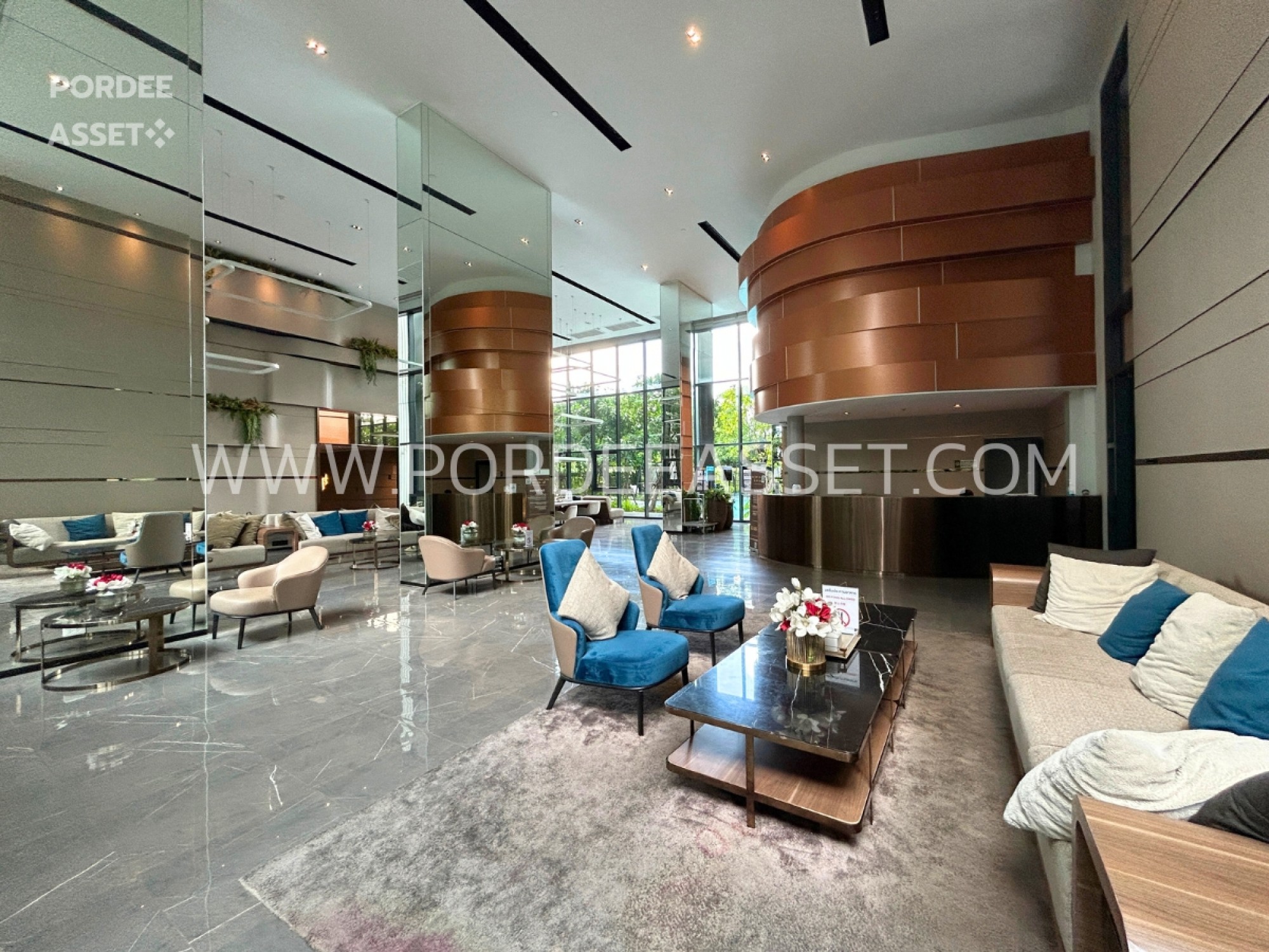 คอนโดหรู ราคาถูก!! IDEO New Rama9 (ห้อง Duplex 52 ตร.ม.) ตกแต่ง Modern luxury อยู่ใจกลางเมืองเดินทางสะดวก ใกล้เอกมัย ทองหล่อ : ไอดีโอ นิว พระราม 9 (รูปที่ 19)