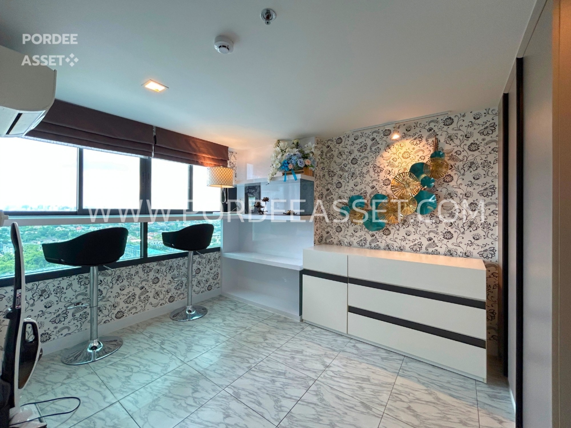 คอนโดหรู ราคาถูก!! IDEO New Rama9 (ห้อง Duplex 52 ตร.ม.) ตกแต่ง Modern luxury อยู่ใจกลางเมืองเดินทางสะดวก ใกล้เอกมัย ทองหล่อ : ไอดีโอ นิว พระราม 9 (รูปที่ 5)