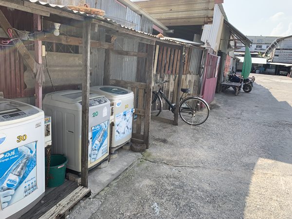 ให้เช่าที่ดินสวย ติดถนน ซอยเทศบาลบางปู 73 (ทีเจซี) 700 ตรว. เมืองสมุทรปราการ โทร 086-333-1633 (รูปที่ 9)